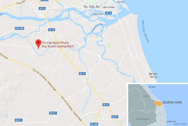 Lái xe bị hàng tấn gỗ tràn xuống đè tử vong