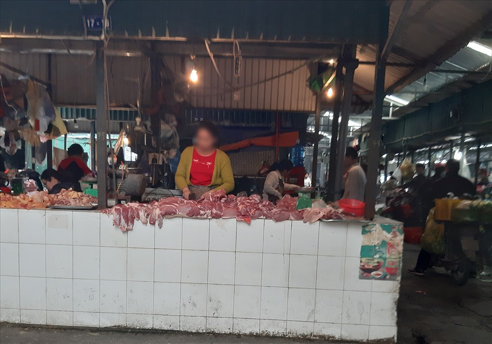 Người tiêu dùng e ngại, giá lợn thương phẩm vẫn không hạ nhiệt