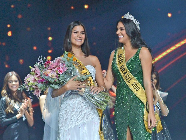 Tân Hoa hậu Brazil: Nữ nhà báo đẹp, giỏi, sở hữu 30 vạn fan