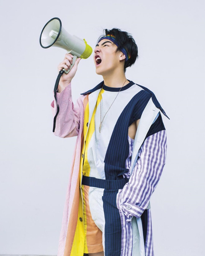 10X Thái Lan có triệu fan trên mạng, cha mẹ đều là nghệ sĩ nổi tiếng