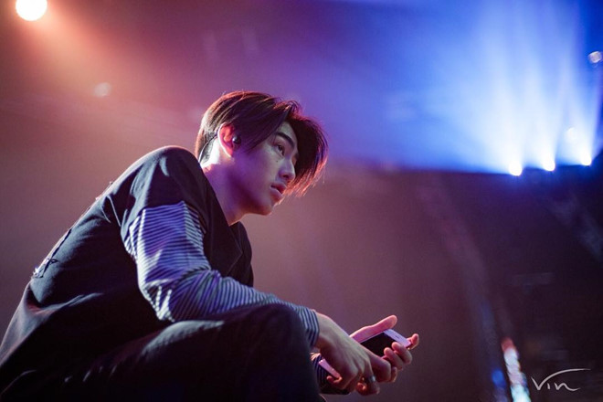 10X Thái Lan có triệu fan trên mạng, cha mẹ đều là nghệ sĩ nổi tiếng