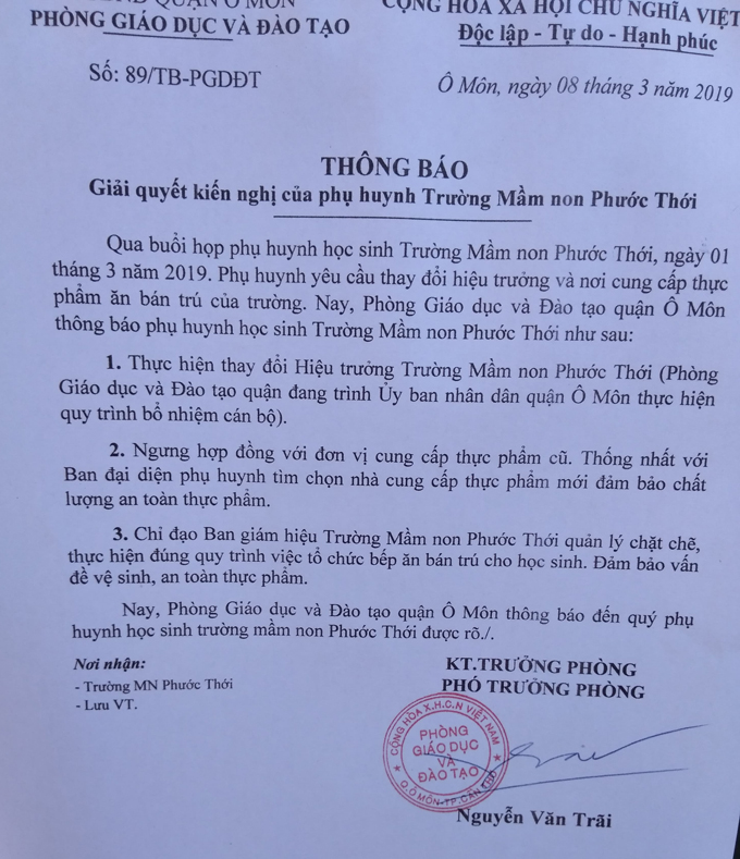 Hiệu trưởng bị phản ánh cho học sinh ăn sắn mốc, khoai tây mọc mầm