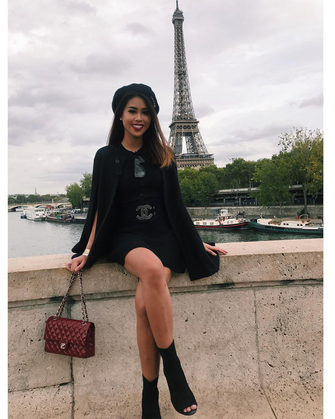 Thảo Tiên: Cô nàng rich kid mới 22 tuổi nhưng mê đồ đen đến mức sắc đen ngập tràn mọi ngõ ngách Instagram Thảo Tiên: Cô nàng rich kid mới 22 tuổi nhưng mê đồ đen đến mức sắc đen ngập tràn mọi ngõ ngách Instagram