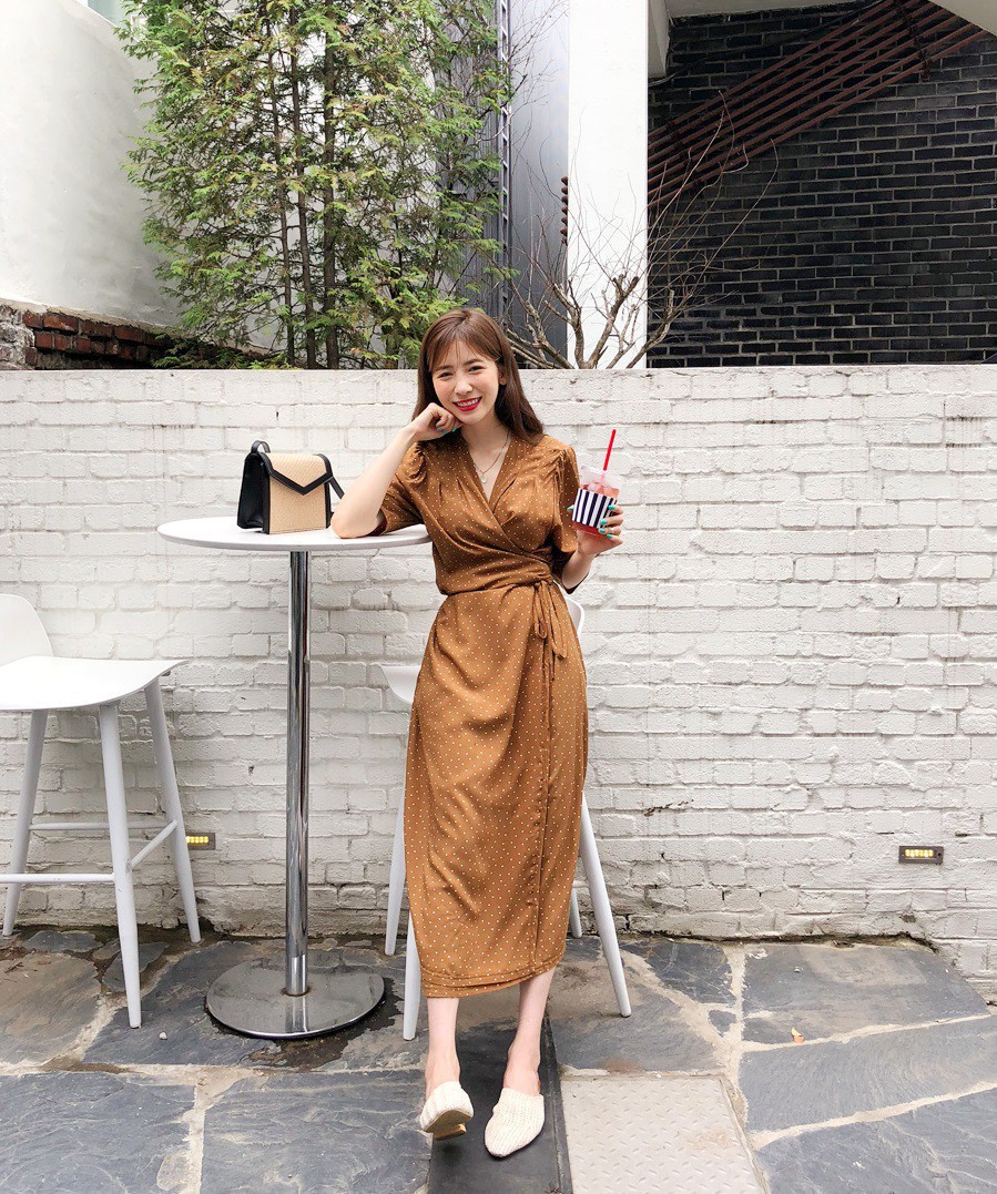 Đã tìm ra mẫu váy chẳng những xinh lịm tim, đúng điệu Xuân mà còn hợp với mọi dáng người dù gầy hay béo