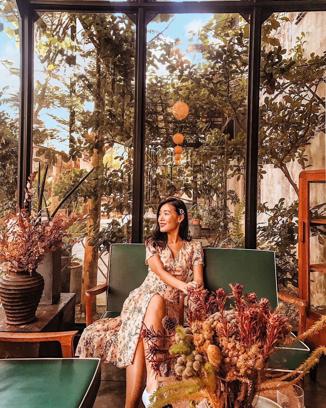 Đã tìm ra mẫu váy chẳng những xinh lịm tim, đúng điệu Xuân mà còn hợp với mọi dáng người dù gầy hay béo