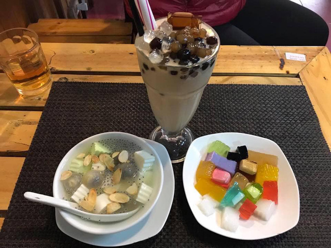 Ấm ức vì mua nhầm phải tiệm trà sữa sống ảo không thua hotgirl mạng, cô gái trẻ đăng đàn bóc phốt nhưng lại gặp phản hồi thế này...