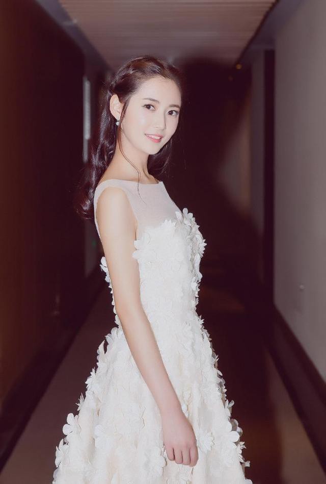 Cực xinh đẹp nhưng Triệu Mẫn phim Tân Ỷ Thiên Đồ Long Ký vẫn bị khán giả phản đối