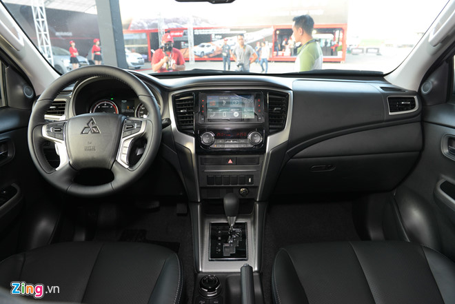 Mitsubishi Triton có mặt tại châu Âu, trang bị bỏ xa bản Việt Nam