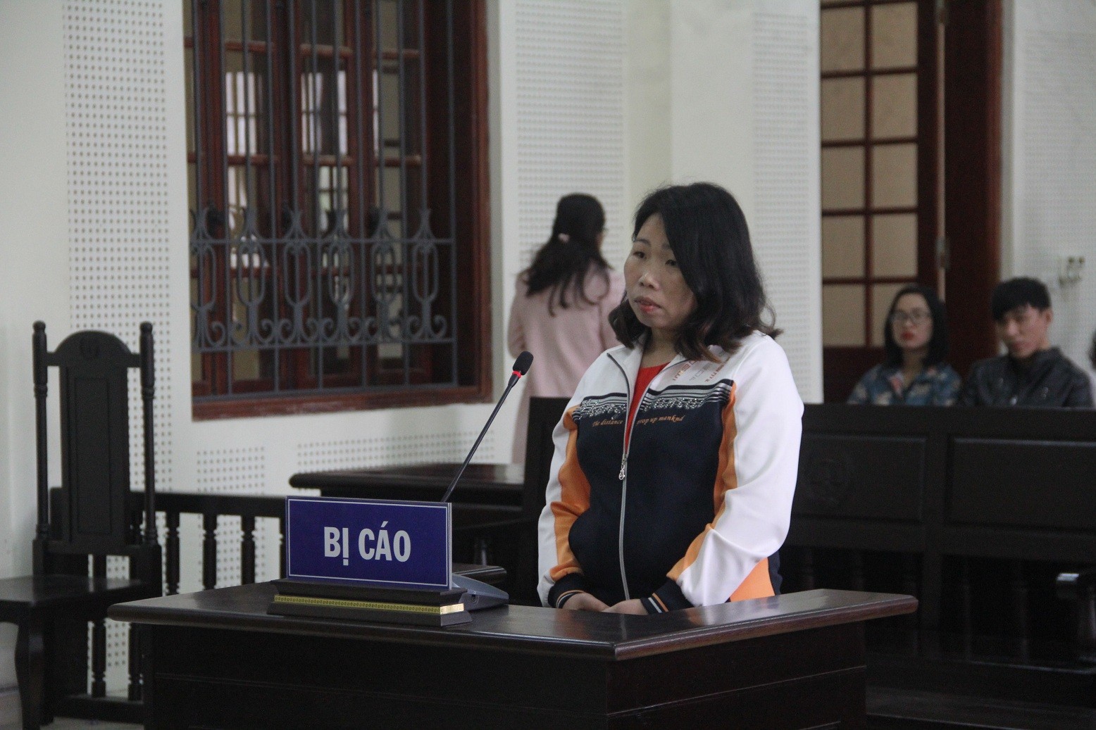 Bán em họ 14 tuổi qua Trung Quốc lấy chồng, nữ quái lĩnh án nặng