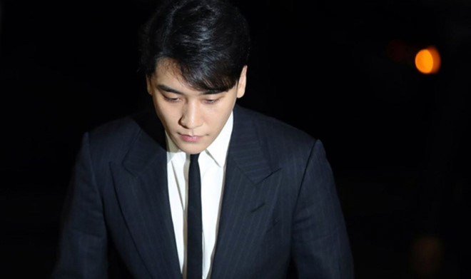 Cảnh sát xác nhận Seungri phát tán video nóng của gái mại dâm