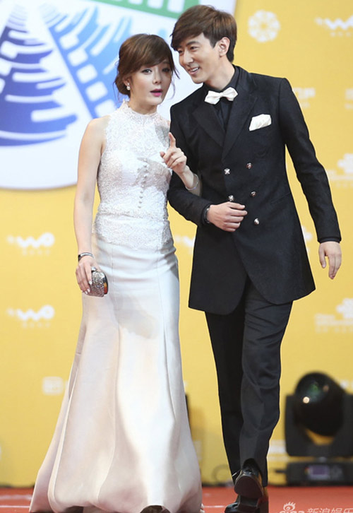 Phía Chae Rim lên tiếng phủ nhận tin đồn ly hôn với chồng trẻ Cao Tử Kỳ