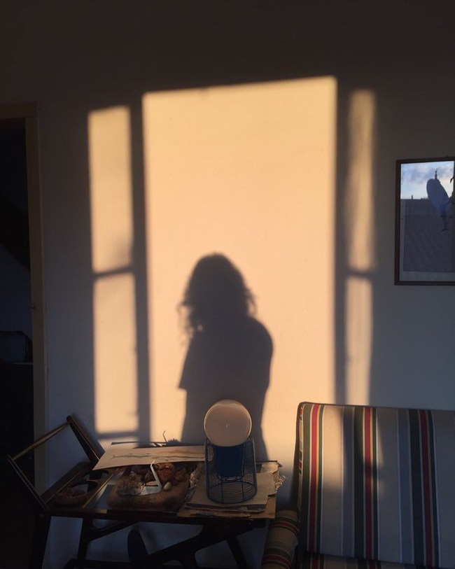 Nhói lòng thư gửi chồng cũ của một single mom: Em quỳ tím gối mong anh rút đơn li hôn, em có lỗi gì hả anh?