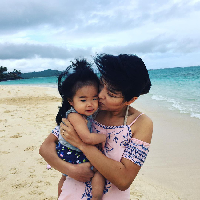 Nhói lòng thư gửi chồng cũ của một single mom: Em quỳ tím gối mong anh rút đơn li hôn, em có lỗi gì hả anh?