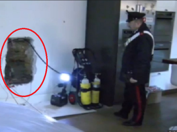 Khi đàn bà trả thù: Thuê Mafia Sicily ‘chôn sống’ tình cũ trong bê-tông