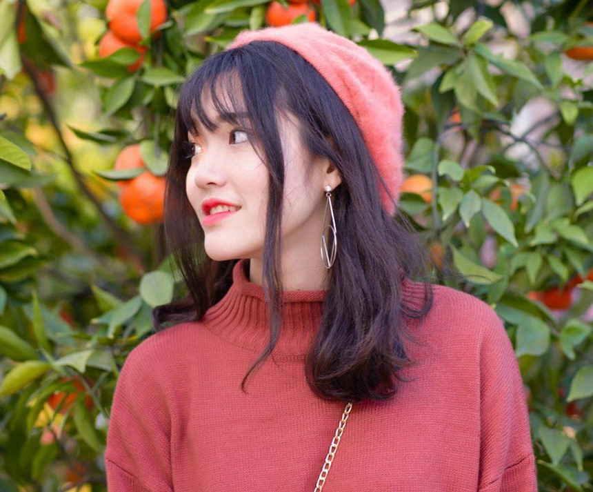 Khoe ảnh thẻ ngày ấy - bây giờ, cô gái Thanh Hóa bất ngờ nổi tiếng