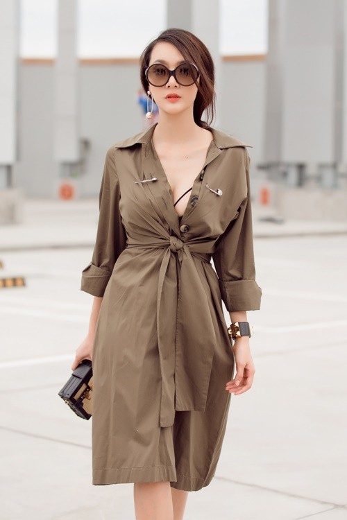 Bạn thân nóng bỏng gây chú ý hơn cả Nhã Phương khi chụp chung ảnh là ai?