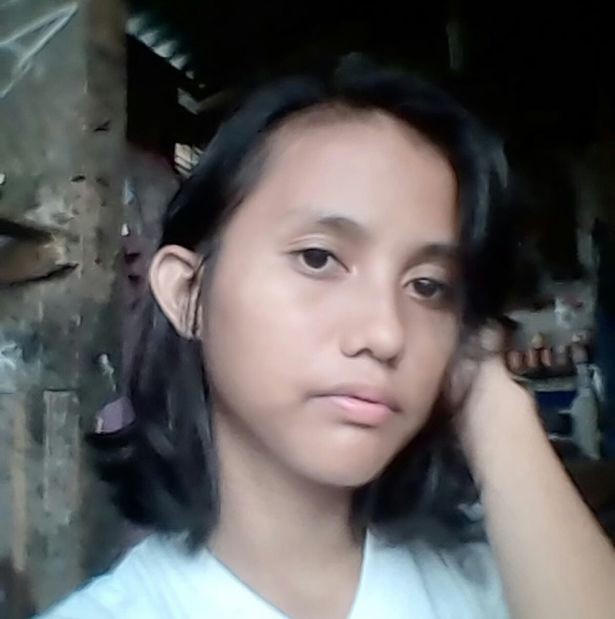 Xin mẹ đi lễ, thiếu nữ 17 tuổi mất tích trước khi bị phát hiện chết trong tình trạng bán khỏa thân, bị lột da mặt dã man Xin mẹ đi lễ, thiếu nữ 17 tuổi mất tích trước khi bị phát hiện chết trong tình trạng bán khỏa thân, bị lột da mặt dã man