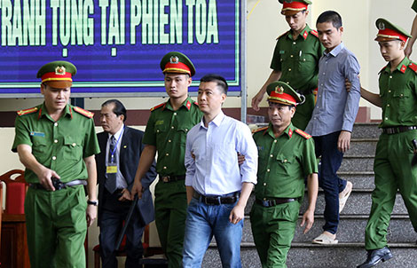 Chuyện chưa có trong hồ sơ vụ án đánh bạc nghìn tỷ: Lời đe dọa bất thành