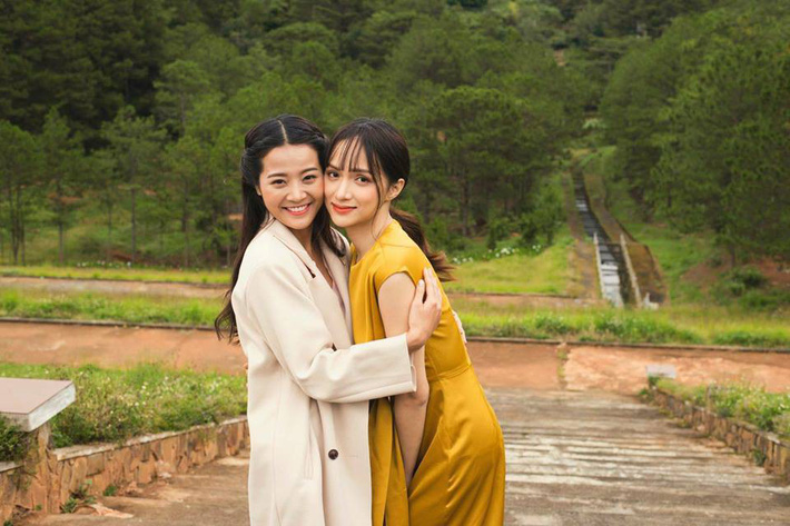 Không ngờ cô bạn thân giật người yêu cũng sở hữu sắc vóc vạn người mê đến Hương Giang cũng phải dè chừng