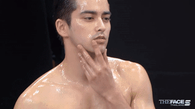 Tạo dáng ẻo lả như con gái, trai đẹp The Face Thailand khiến hội chị em bật cười Tạo dáng ẻo lả như con gái, trai đẹp The Face Thailand khiến hội chị em bật cười