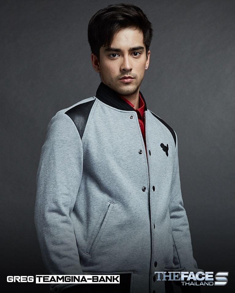 Tạo dáng ẻo lả như con gái, trai đẹp The Face Thailand khiến hội chị em bật cười