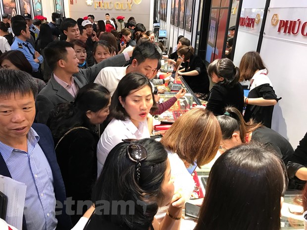 Đồng loạt tăng, vàng Rồng Thăng Long vượt 37 triệu đồng mỗi lượng