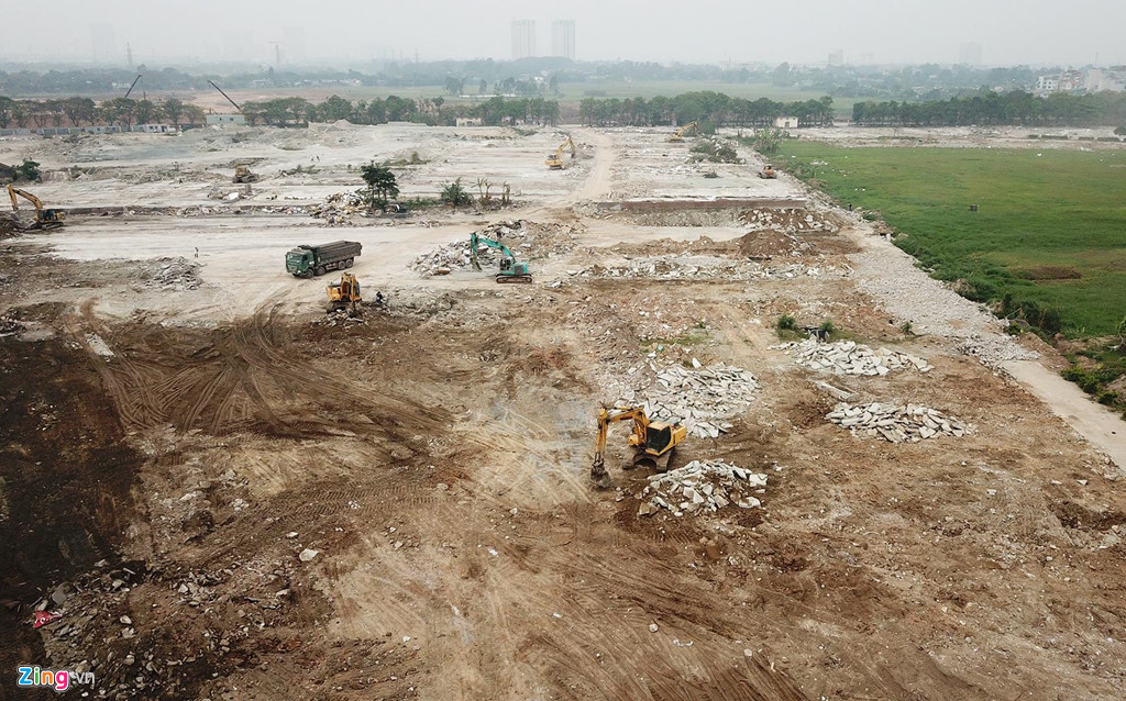 Dọn dẹp mặt bằng làm đường đua F1 tại Hà Nội