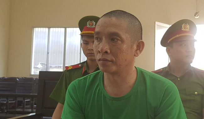 Vụ 2 bé gái chết vì tai nạn, bố mẹ ôm di ảnh cầu cứu khắp nơi: Hoãn phiên tòa, người mẹ khóc ngất