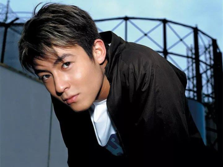 Tài tử sa đọa nhất TQ sống ra sao khi lộ 1.300 ảnh sex với 14 sao nữ?