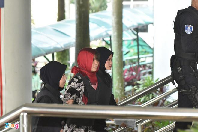 Gia đình thất vọng khi Đoàn Thị Hương tiếp tục bị xét xử