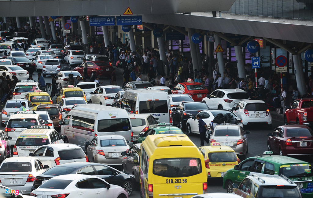 Cảnh đông đúc ở sân bay bị xếp bét bảng về chất lượng dịch vụ