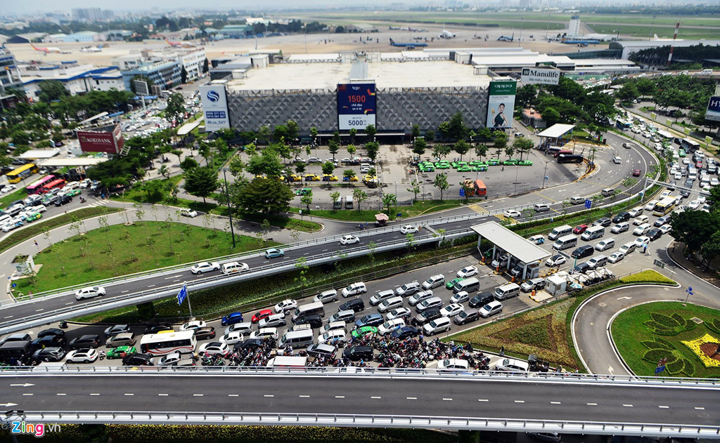 Cảnh đông đúc ở sân bay bị xếp bét bảng về chất lượng dịch vụ