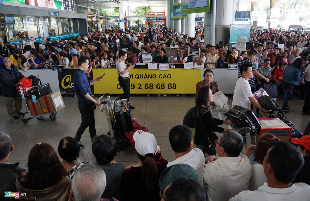 Cảnh đông đúc ở sân bay bị xếp bét bảng về chất lượng dịch vụ