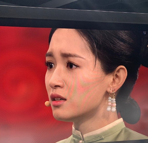 Dàn sao ‘Hoàn Châu cách cách’ òa khóc nức nở hội ngộ sau 20 năm Dàn sao ‘Hoàn Châu cách cách’ òa khóc nức nở hội ngộ sau 20 năm