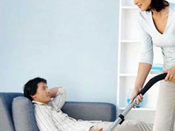 Chồng bảo tôi lười khi muốn anh chia sẻ việc nhà