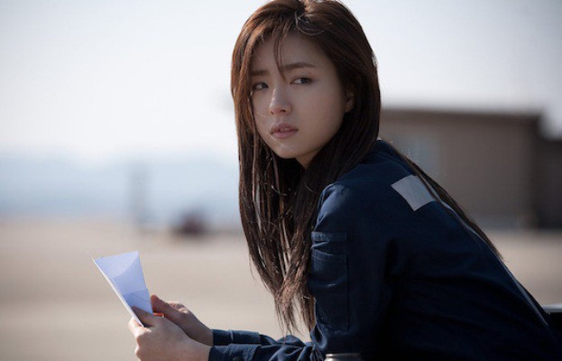 Cưới xong trở lại thành phố dọn dẹp phòng trọ của chồng, tôi chết điếng khi phát hiện bí mật động trời cả gia đình chồng âm mưu che giấu