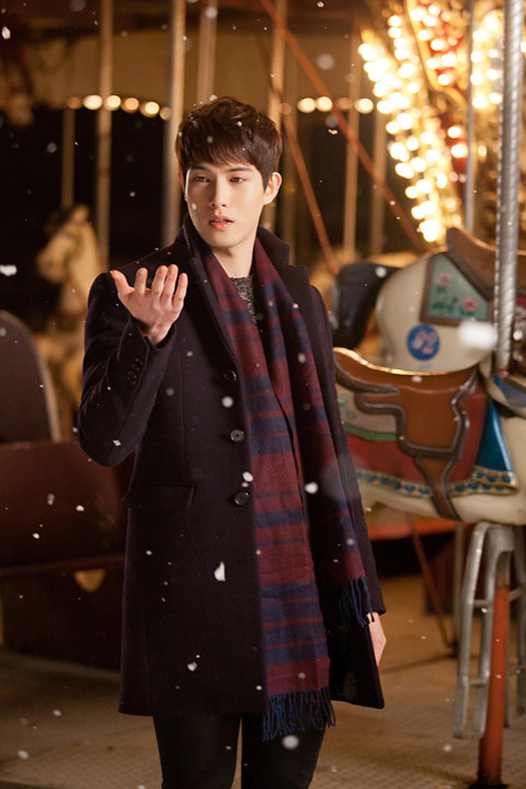 Oppa Hàn Quốc lịch lãm, hiền lành và sự dối lừa trắng trợn suốt 10 năm