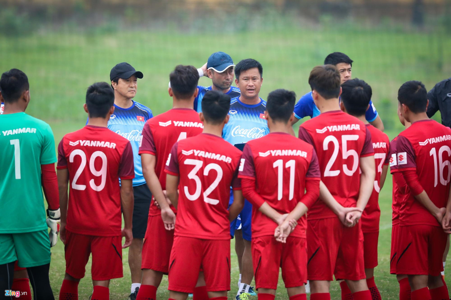 Video ảnh: Đoàn Văn Hậu nỗ lực tập luyện giữa tin đồn đến Bundesliga Video ảnh: Đoàn Văn Hậu nỗ lực tập luyện giữa tin đồn đến Bundesliga