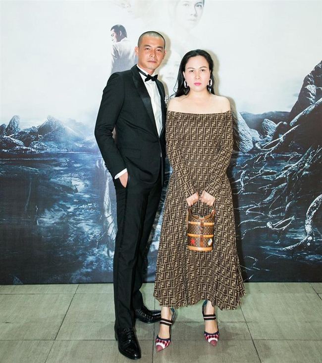 Phượng Chanel - hôn thê Quách Ngọc Ngoan bị chê lôi thôi dù phủ kín hàng hiệu