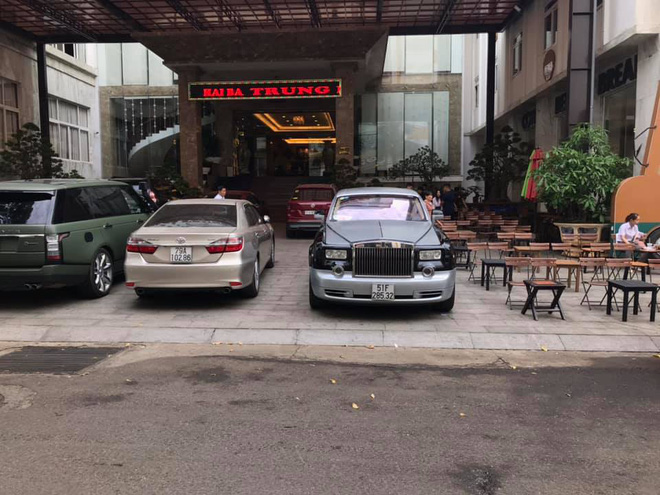 Dàn xe khủng của ông chủ cafe Trung Nguyên chở theo Hoa hậu và Á hậu, sẵn sàng hành trình xuyên Việt 2019 Dàn xe khủng của ông chủ cafe Trung Nguyên chở theo Hoa hậu và Á hậu, sẵn sàng hành trình xuyên Việt 2019