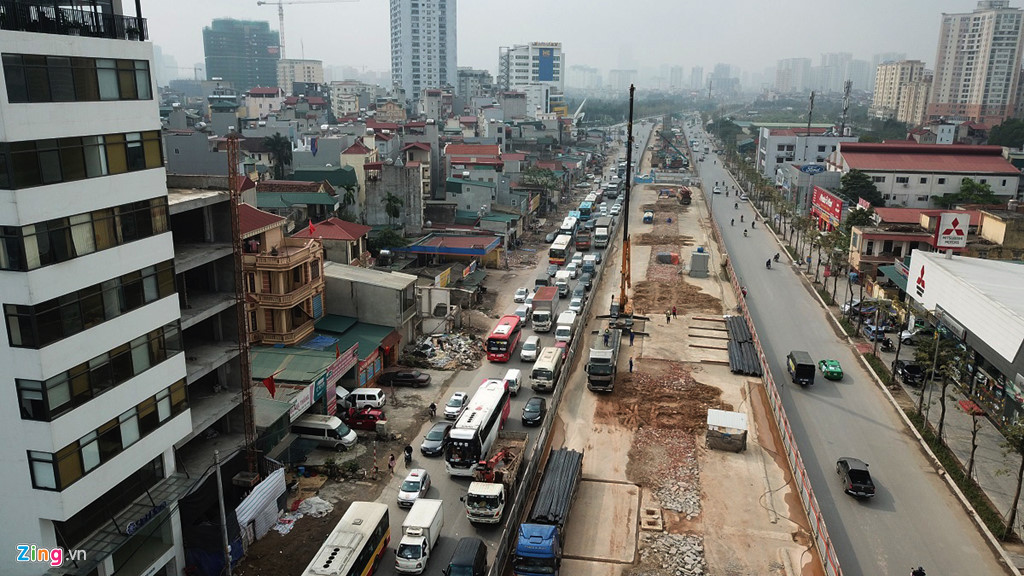 Cửa ngõ thủ đô trở thành con đường đau khổ vì ùn tắc triền miên