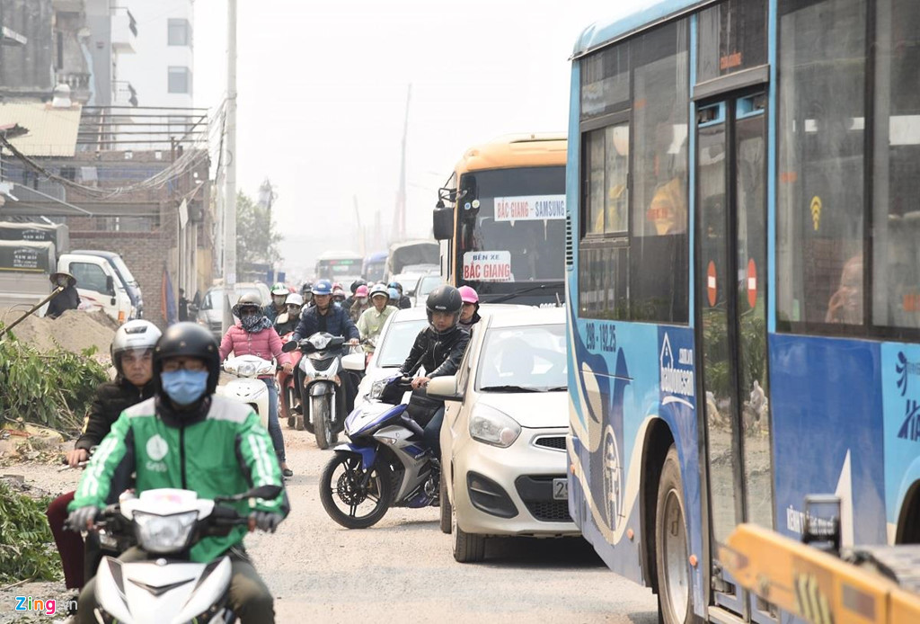 Cửa ngõ thủ đô trở thành con đường đau khổ vì ùn tắc triền miên