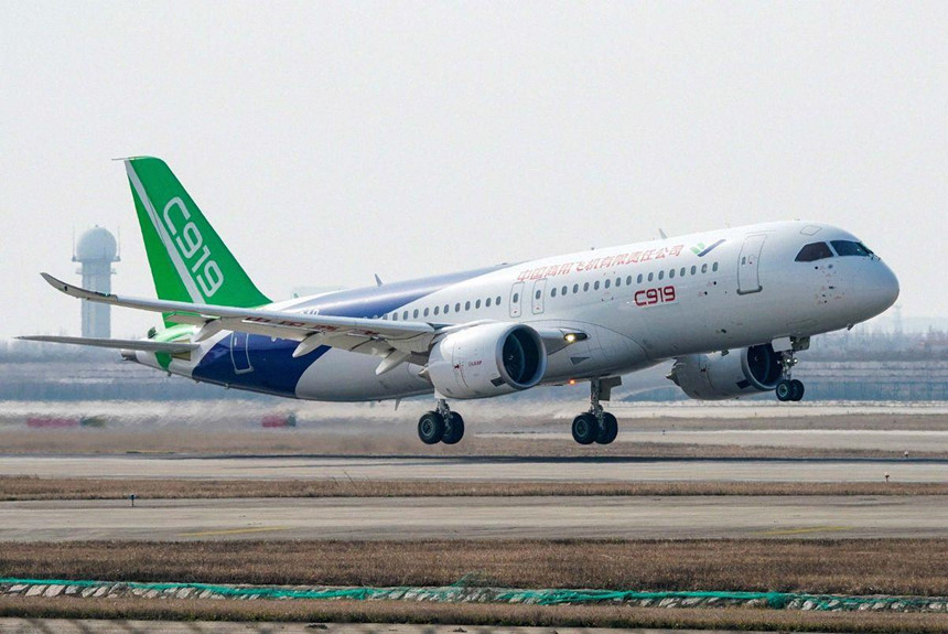 Máy bay made in China tận dụng cơ hội từ khủng hoảng Boeing Máy bay made in China tận dụng cơ hội từ khủng hoảng Boeing