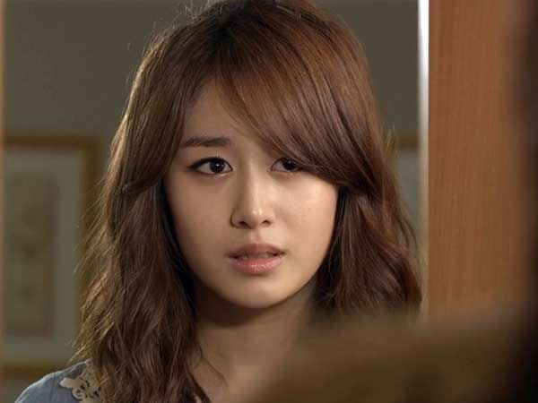 Vội vàng kết hôn vì lời đường mật từ bố mẹ chồng, tôi chết lặng khi phát hiện sự thật sau 1 tháng đám cưới