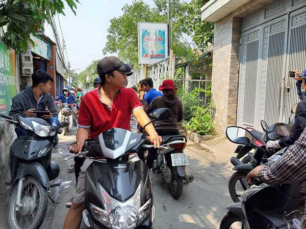 Thiếu niên 16 tuổi bị đâm chết khi uống trà sữa