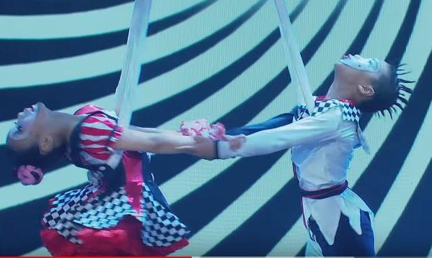 Hai em bé Việt treo mình lơ lửng tại bán kết Asias Got Talent 2019 Hai em bé Việt treo mình lơ lửng tại bán kết Asias Got Talent 2019