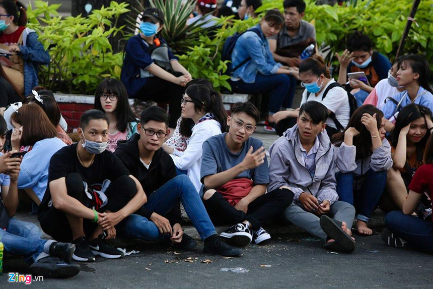 Nhật ký cô gái lần đầu xuất ngoại đi xem Kpop