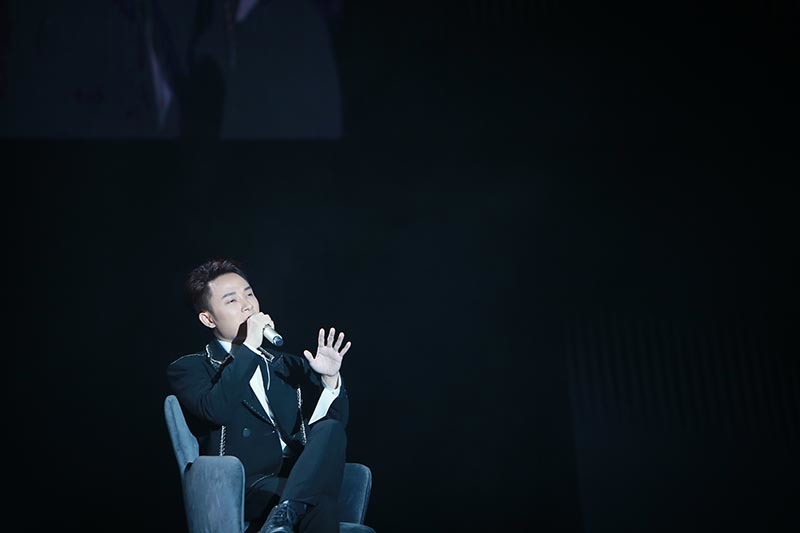 Mr Đàm, Trường Giang nhận giải thưởng thành tựu tại Pops Awards