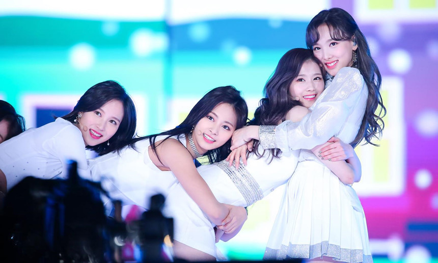 Seungri và sự bẩn thỉu đằng sau vẻ hào nhoáng của Kpop