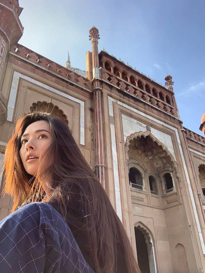 Hội bạn gái tin đồn đẹp như tiên làm gì, phản ứng ra sao giữa tâm bão bê bối chấn động của Seungri, Jung Joon Young?